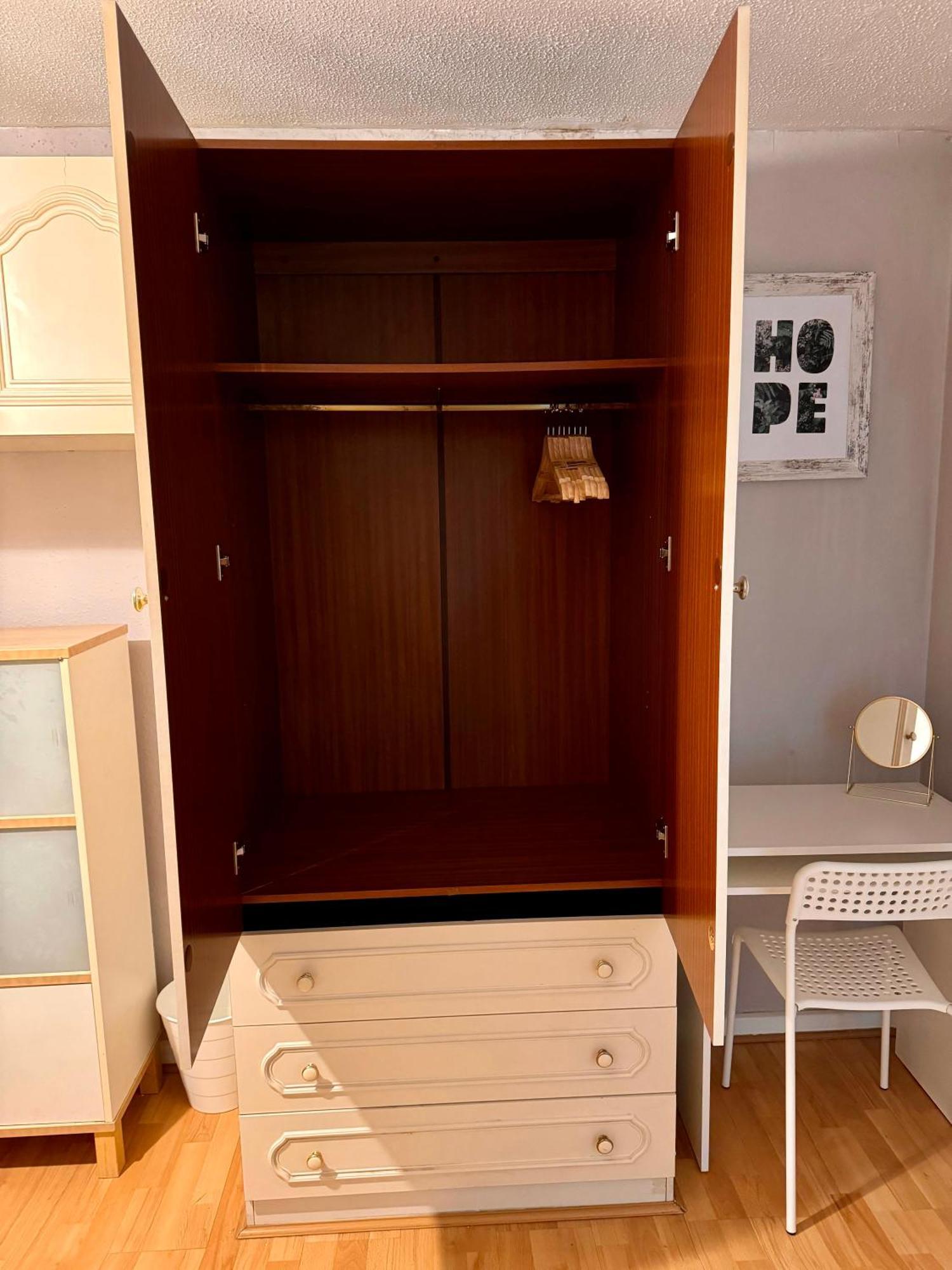 A Calm Stay Near Battersea Reach London Ngoại thất bức ảnh